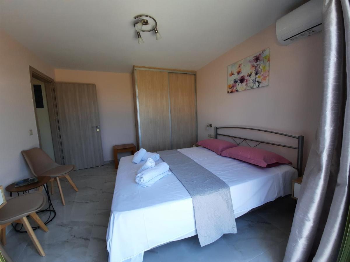Freesia Grand Sea View Residence Свороната Екстер'єр фото