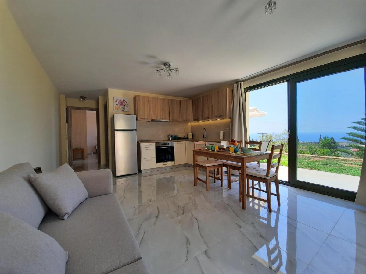 Freesia Grand Sea View Residence Свороната Екстер'єр фото